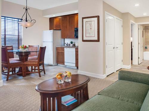 Sheraton Vistana Villages 3BR Apartment with Resort Access - image 6