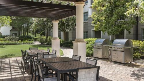 Marriott's Lakeshore Reserve Studio Apartment with Resort Access - image 11