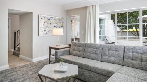 Marriott's Lakeshore Reserve 3BR Apartment with Resort Access - image 11