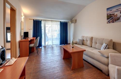 Junior Suite image 3
