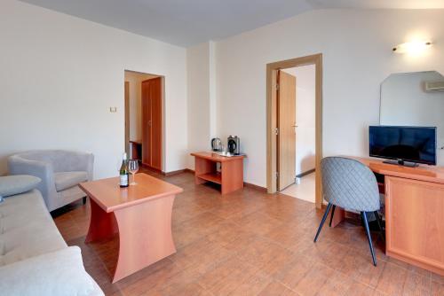 Junior Suite image 6