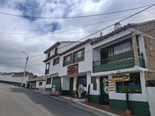. Restaurante y Hostal: De La Villa Pa Sumercé