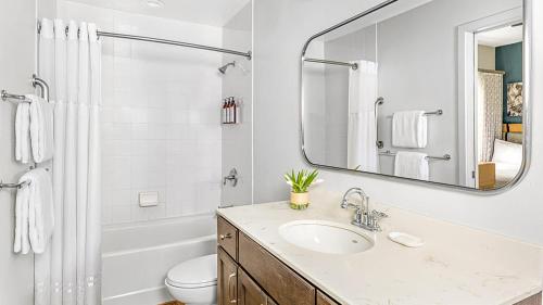 Apartment image 10