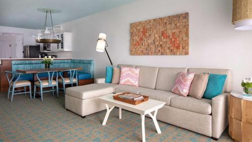Marriott's Harbour Lake 2BR Apartment with Resort Access - image 4