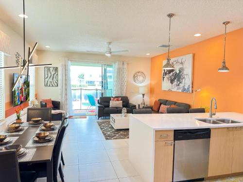 Affordable Disney pool home 3 Bed 3 bath in Orlando, USA