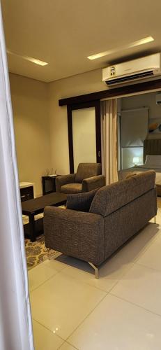 One-Bedroom Apartment image 10