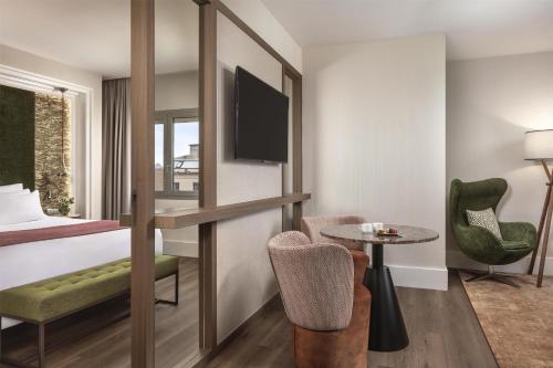 1 double bed