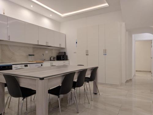 Luxury in Madrid for 10 and Pets, Madryt (zdjęcie 7)