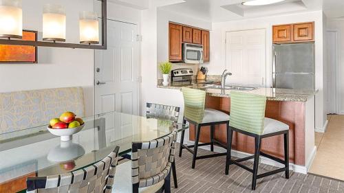 Marriott's Grande Vista 2BR Apartment with Resort Access - image 12