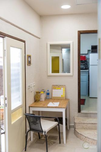 2 bedrooms, 3 beds