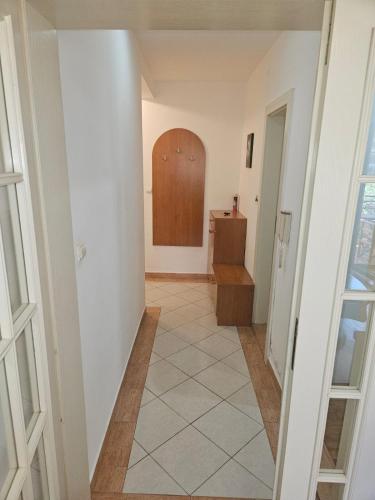 One-Bedroom Apartment image 10