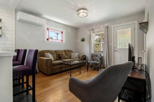 Facilities, Charming 2BR Bungalow in the Heart of Antigonish in Antigonish (NS)