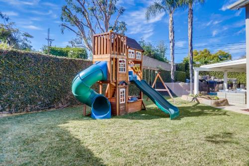 Beautiful Backyard Oasis 5 bedroom 3 Bathroom Home in พลาเซนเทีย (CA)