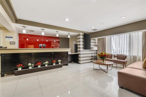 Best Western Plus LA Mid-Town Hotel in Los Angeles, USA