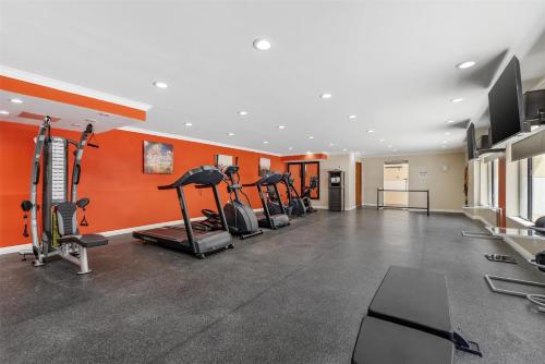 Best Western Plus LA Mid-Town Hotel in Los Angeles, USA