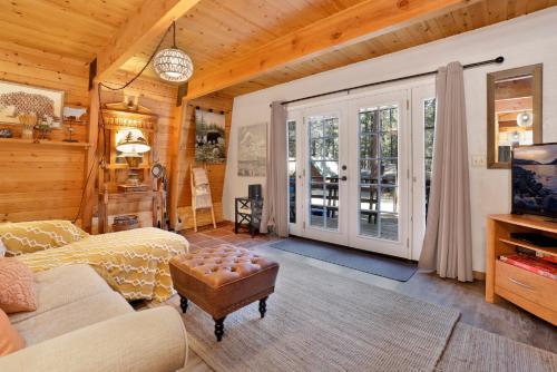 Bear mountain cabin #2299 in Big Bear Lake, USA