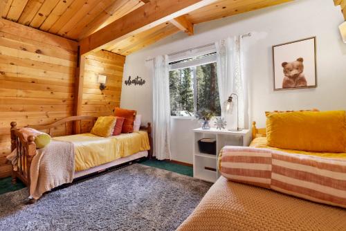Bear mountain cabin #2299 in Big Bear Lake, USA