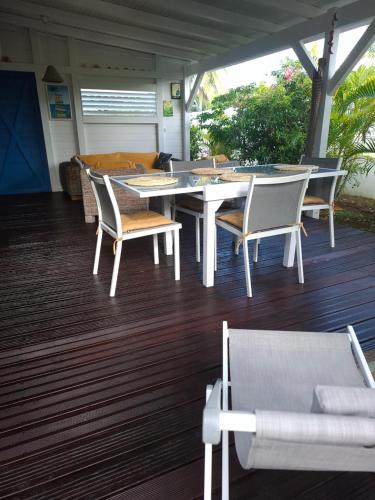 Villa antikaz - Meublé tourisme - Classé 4 étoiles (Villa antikaz - Meuble tourisme - Classe 4 etoiles) in เลอ มูล์