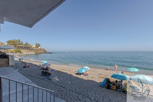 Wonderful beachfront apartment in ตอเรมวยเย