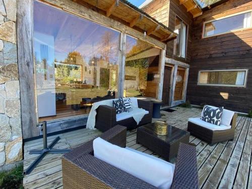 Hermosa cabaña playa volcán (Hermosa cabana playa volcan) in กาบูร์กวา