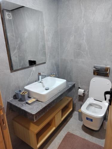Beautiful apartment 2 bedrooms living room aéroport mohamed 5 nouaceur Casablanca, Casablanca (photo 11)