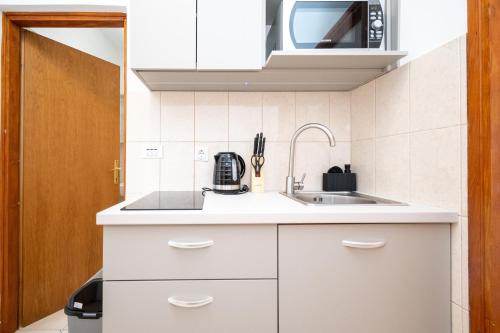 ห้องครัว, Studio Zubovici 9365a in ซูโบวิซี