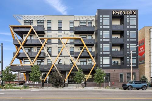 Natural Influence | Modern Living | Espadin in Denver, USA