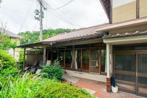 OSAKA GUEST HOUSE つながる旅の宿-en house-