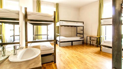 Czech Inn Room Type - Bed in 8 Bed Mixed Dorm
