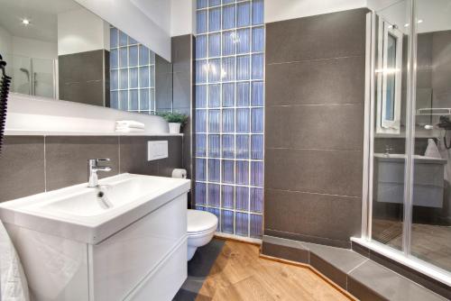 Habitat Apartments Rambla Deluxe Barcelona Spain