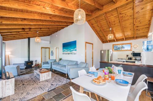 Létesítmények, Lens Lodge - Spacious beach Home in Guilderton