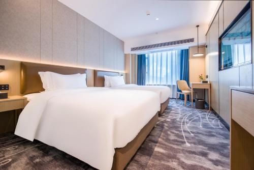 Superior Twin Room image 2