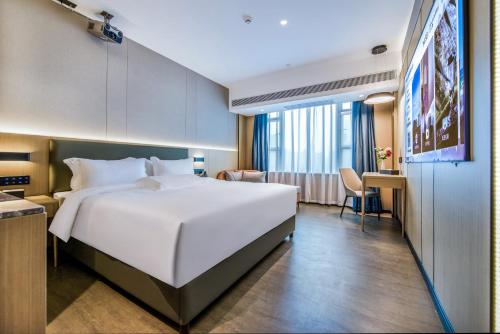 Standard Double Room image 1
