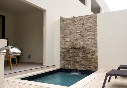 Three-Bedroom Villa image 3