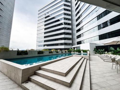 Suites de lujo cerca del WORLD TRADE CENTER Parking Gratis GYM PISCINA - image 4