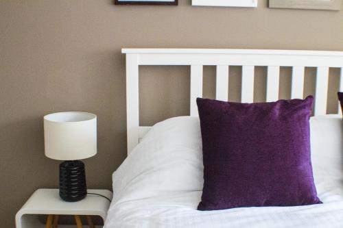 Spacious Central Family Apartment - image 4