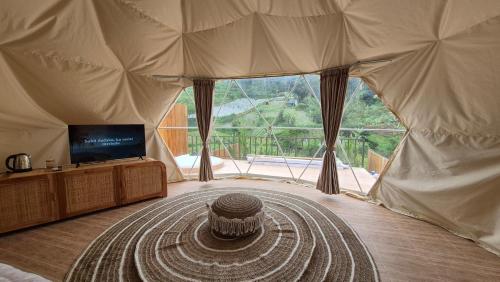 Mahkota Sangkuriang Bandung in Cisarua