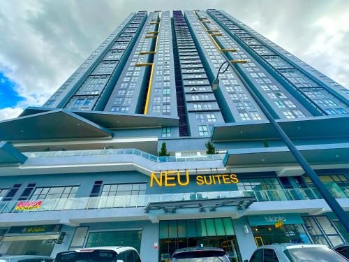 Neu Suites Junior Suite By Serenity Homes Next to Gleneagles & LRT, Kuala Lumpur