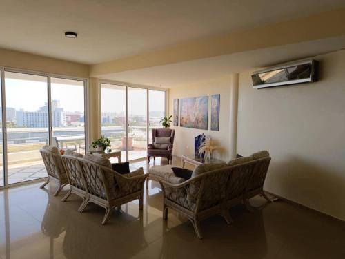 Apartamento en Colina de Playa El Angel in 팜파타르