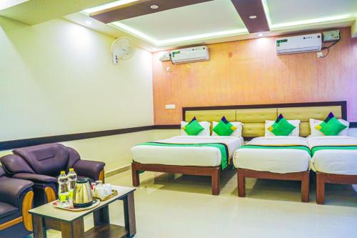 Superior Double Room room in Treebo Naaz Royal