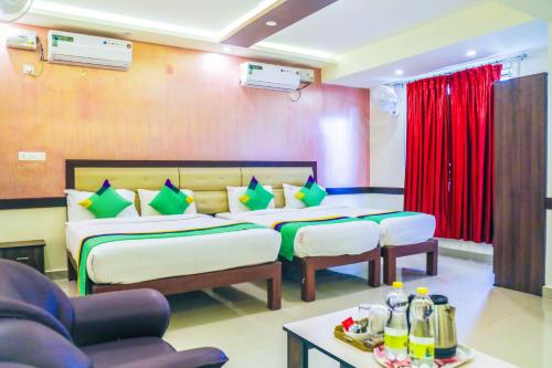 Superior Double Room image 3