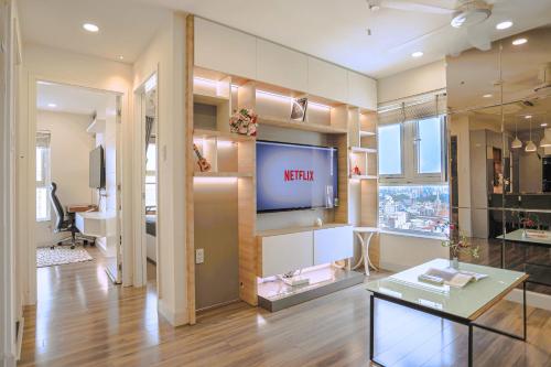 Nijo KAYA Suites - Terra Royal Tower, Highclass, Central & Poker Table