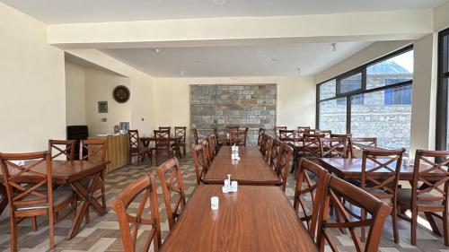 Comida y bebida, Danatum Passu in Pasu