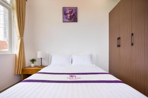 Superior Queen Room image 5