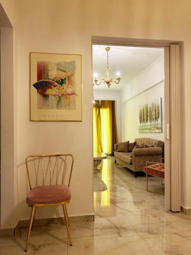 Apollonion Luxury Apartment near the metro station, Athens