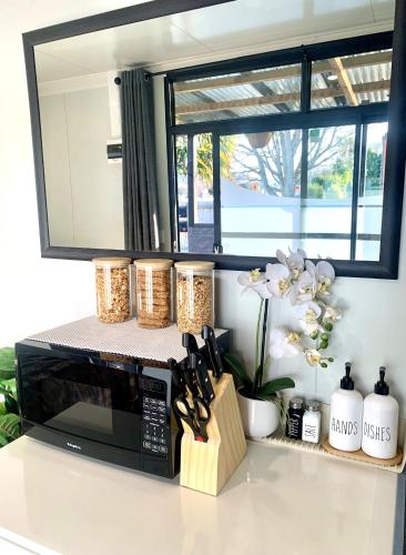 廚房, Highway to Hobbiton Guesthouse - Matamata Central Location in 瑪塔瑪塔