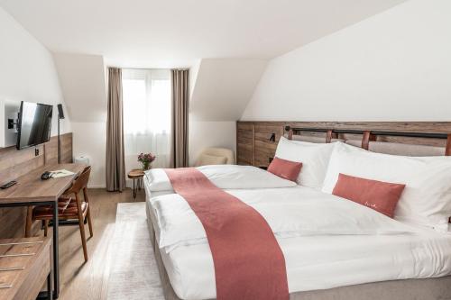 Hotel Krone Sarnen Room Type - Double Room