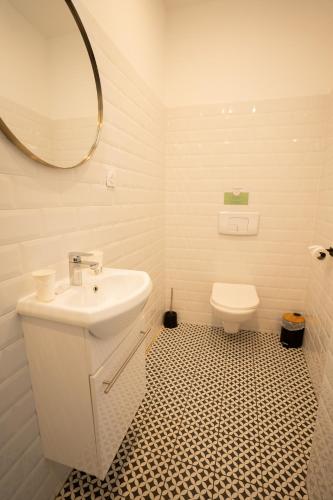 Hôtel d'Angleterre Salon-de-Provence - image 10