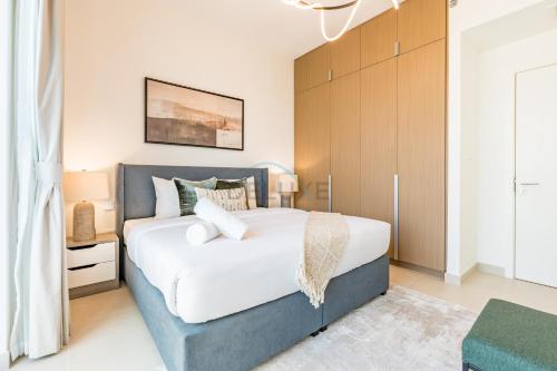 Creek Views 1BR, Short Drive to Ras Al Khor Sanctuary and Festival City Mall, Rosewater at Creek Beach Building 3, Dubai Creek Harbour by Deluxe Holiday Homes, Dubaj (zdjęcie 4)