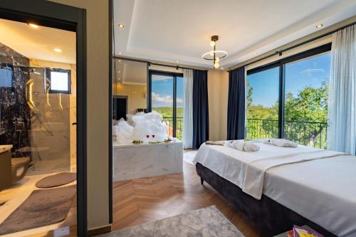 Pezsgőfürdő, Villa Akbulut in Cukurbag